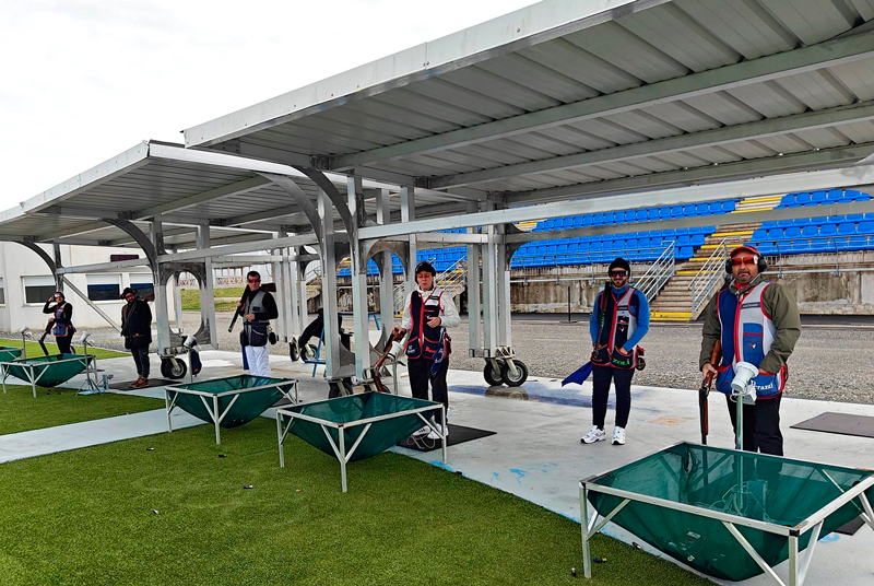 Concentración equipo FFT en el Centro de Tiro Châteauroux